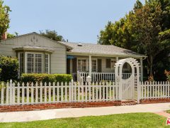 1502 S Crescent